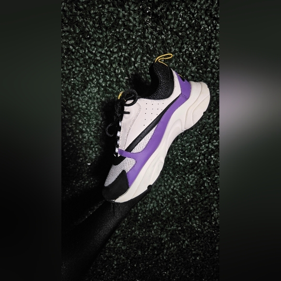 Dior Men's Sneakers - Black, White, Purple, Yellow - Picture 5 of 6